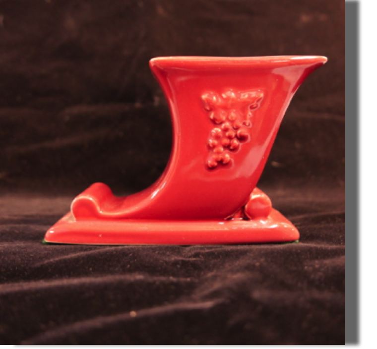 Fun piece, possible McCoy from Harmony series in early 1960's, found similar glaze in several pieces this time period